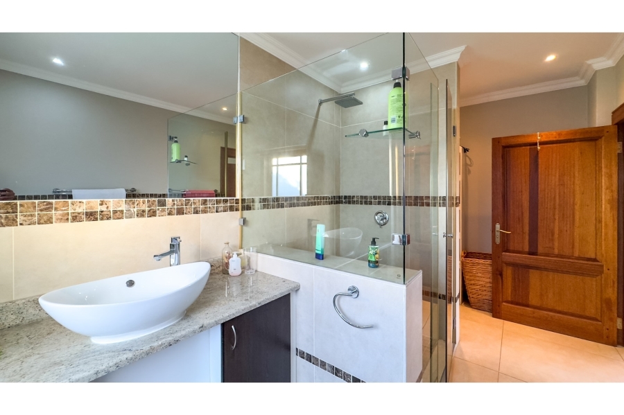 7 Bedroom Property for Sale in Dana Bay Western Cape